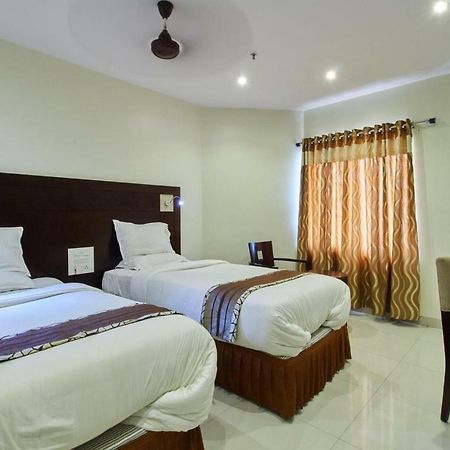 Hôtel Krishna Residency à Vijayawāda Extérieur photo